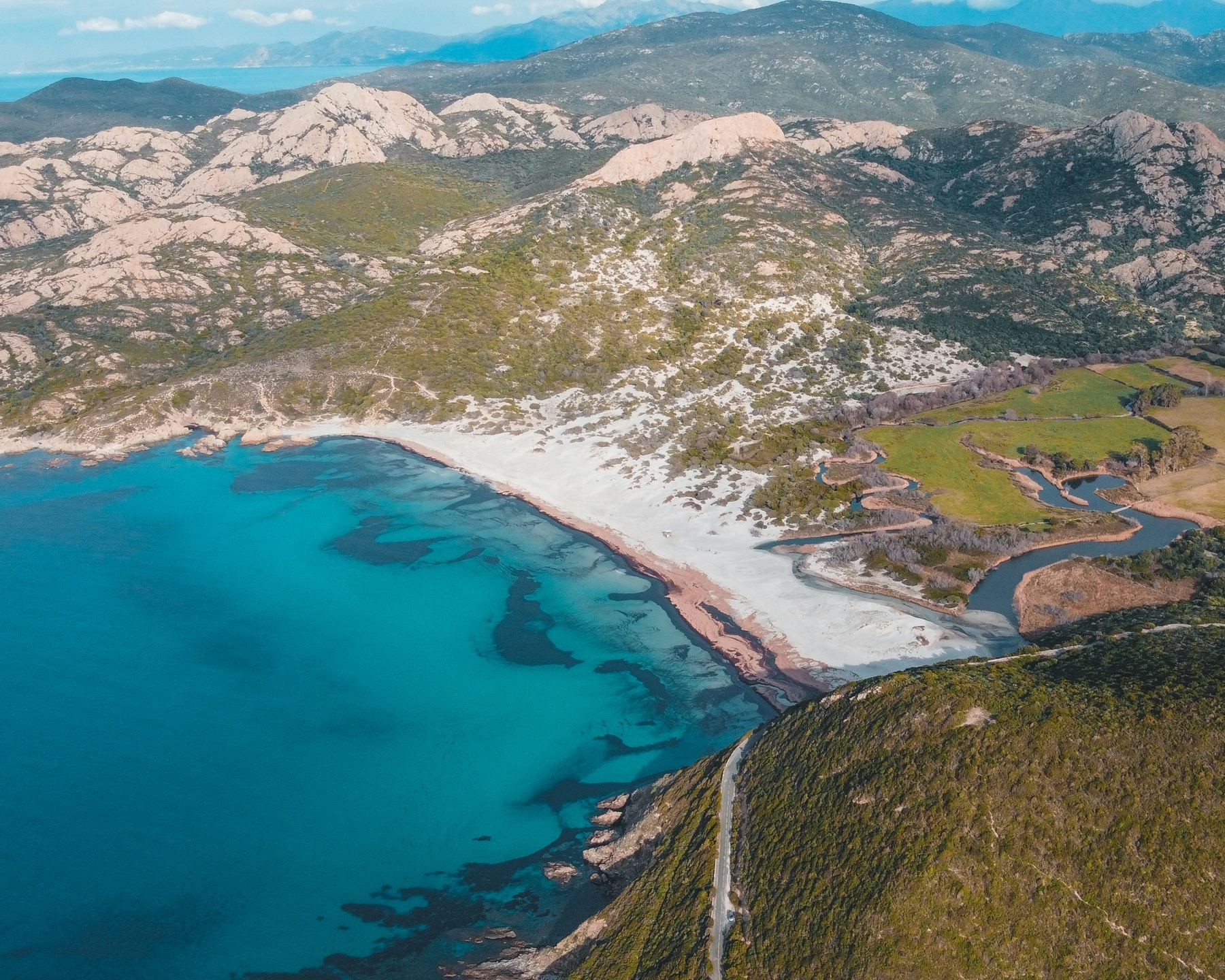 Corsica: gestione immobiliare locale e affidabile